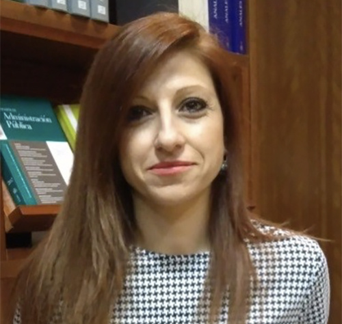 Eva Mª Menéndez Sebastián. Catedrática de Derecho Administrativo en la Universidad de Oviedo